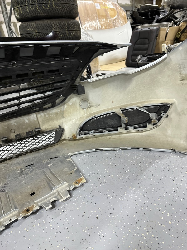 Бампер передний Insignia A