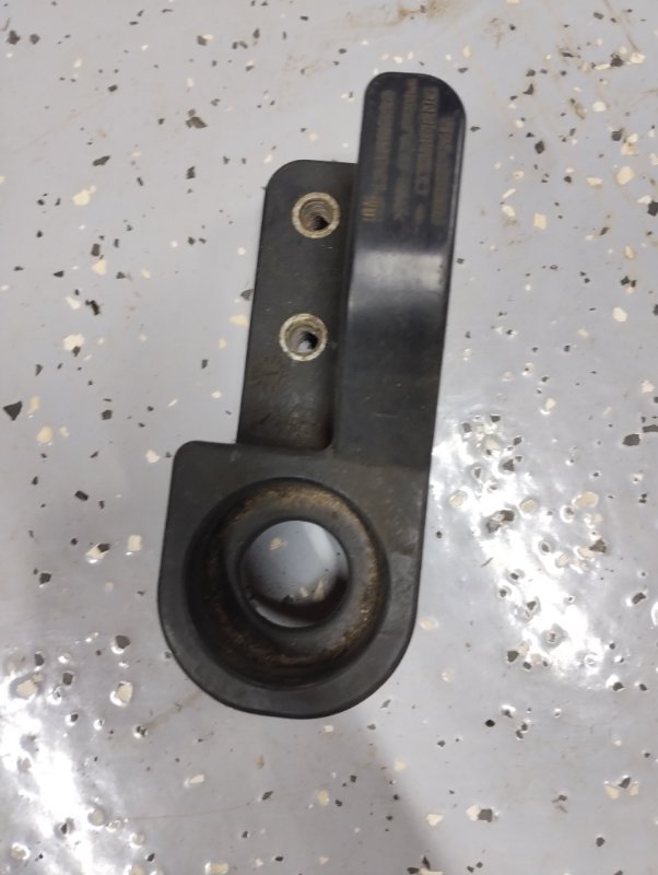 Крепление радиатора Astra