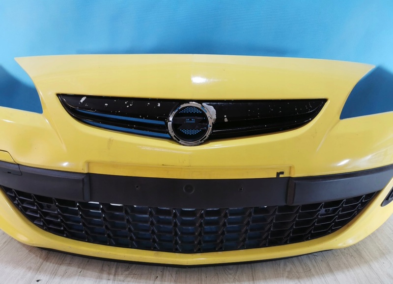 Бампер передний Astra J GTC