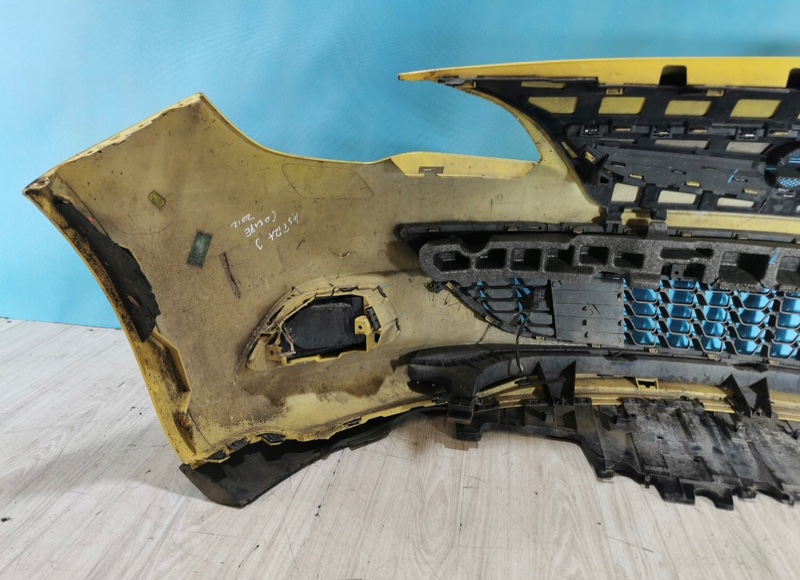 Бампер передний Astra J GTC