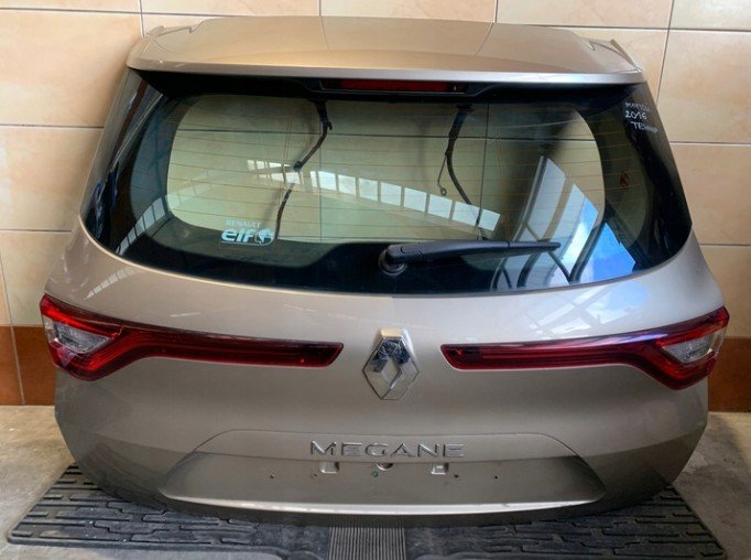 Крышка багажника задняя Renault Megane 4 контрактная