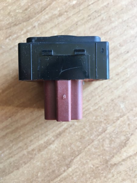 Блок управления зеркалами RVR 2010 GA3W 4B10 Блок управления зеркалами RVR 2010 GA3W 4B10