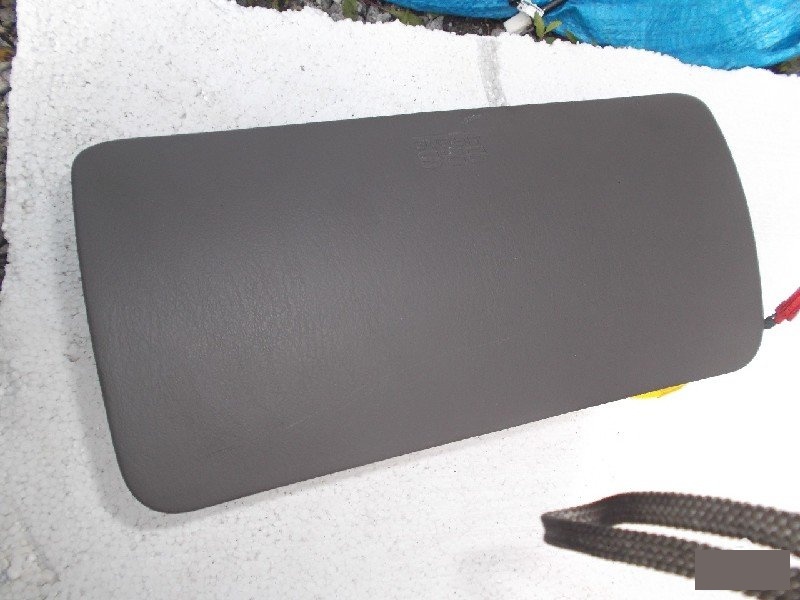 Airbag пассажирский CHALLENGER K96 6G72 Airbag пассажирский CHALLENGER K96 6G72