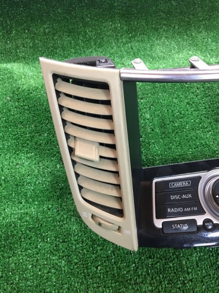 Консоль магнитофона INFINITI FX35