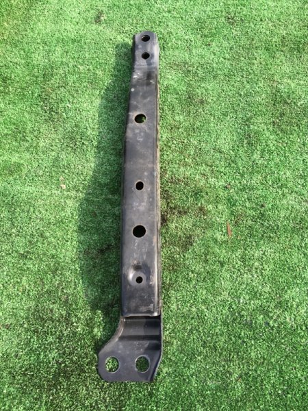 Балка под двс передняя правая Fit 2014 GP5 LEB