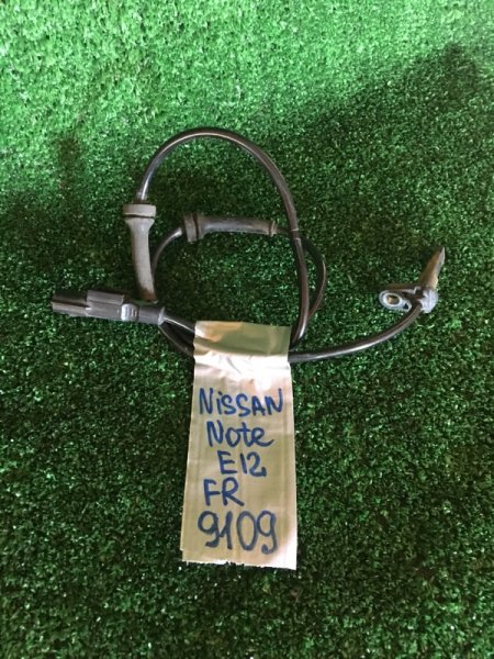 Запчасть датчик abs передний правый Nissan Note 2012 E12-083401 HR12DE 47910-1HA0A контрактная Датчик abs передний правый Nissan Note 2012 E12-083401 HR12DE 47910-1HA0A контрактная