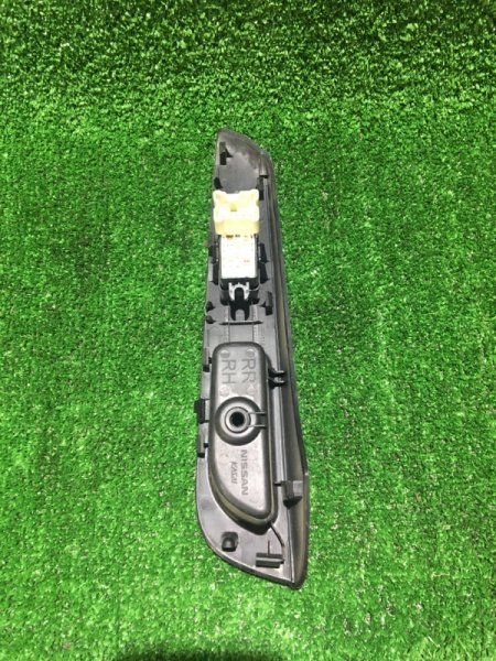 Блок управления стеклами задний правый NOTE 2012 E12 HR12DE