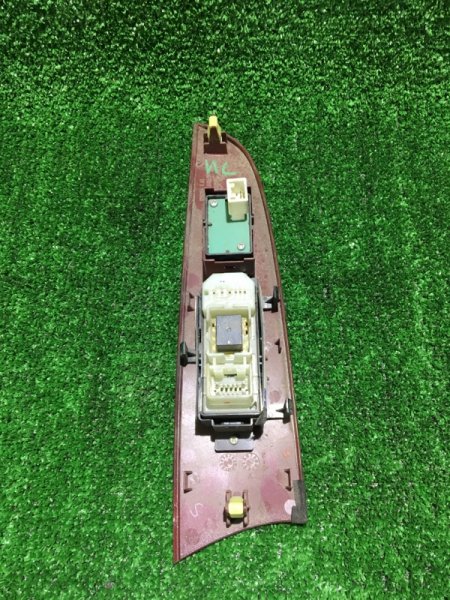 Блок управления стеклами передний левый IS250 GSE20 4GRFE Блок управления стеклами передний левый IS250 GSE20 4GRFE