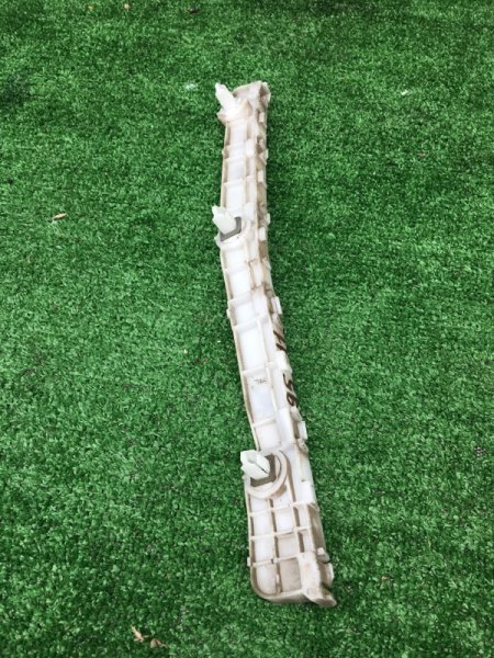 Крепление бампера заднее левое Outlander 2007 CW6W 6B31 Крепление бампера заднее левое Outlander 2007 CW6W 6B31