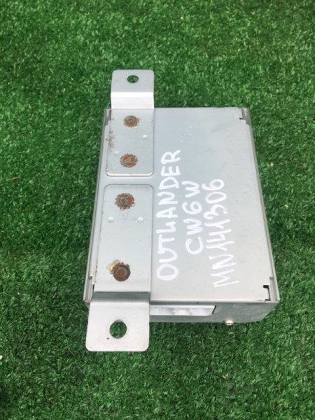 Инвертор Mitsubishi Outlander CW6W 6B31 Инвертор Mitsubishi Outlander CW6W 6B31