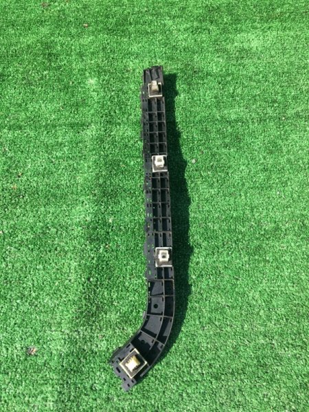 Крепление бампера заднее левое CR-V 2009 RE-4 K24A