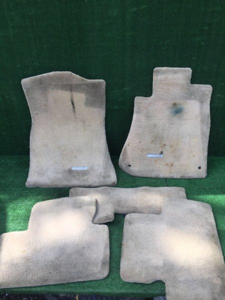 Запчасть коврики комплект LEXUS IS250 GSE20 4GRFE контрактная Коврики комплект LEXUS IS250 GSE20 4GRFE контрактная