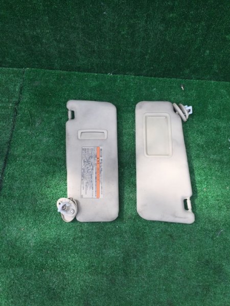 Запчасть козырек LEXUS IS250 GSE20 4GRFSE 74310-53140-A0 контрактная Козырек LEXUS IS250 GSE20 4GRFSE 74310-53140-A0 контрактная