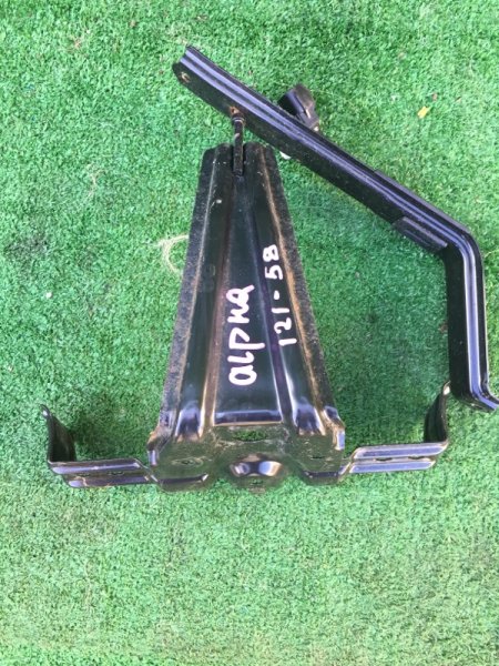 Запчасть крепление аккумулятора Toyota Prius Alpha 2011 ZVW41W 2ZR-FE контрактная Крепление аккумулятора Toyota Prius Alpha 2011 ZVW41W 2ZR-FE контрактная