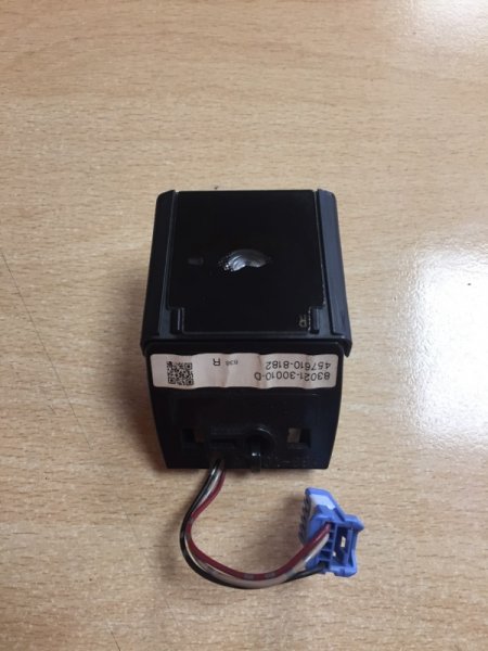 Запчасть электронный блок LEXUS GS300 GRS190 3GRFSE 83021-30010-D контрактная Электронный блок LEXUS GS300 GRS190 3GRFSE 83021-30010-D контрактная