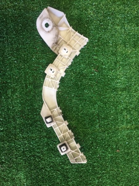 Крепление бампера заднее левое RVR 2011 GA3W 4B10