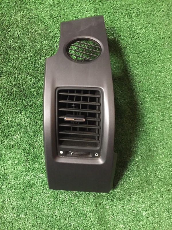 Дуйки передние левые CR-V 2008 RE-4 K24A