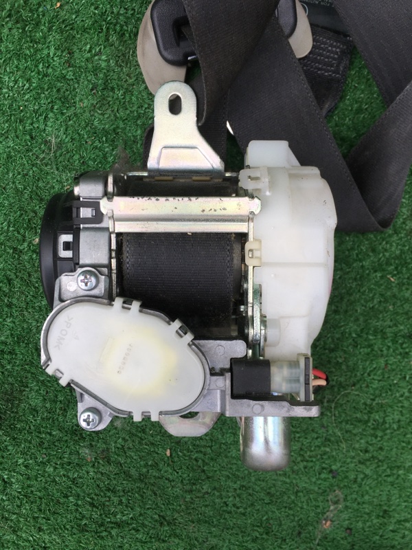 Ремень безопасности передний правый GS350 2006 GRS191 2GRFSE