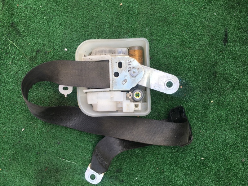 Запчасть ремень безопасности задний правый LEXUS GS350 2006 GRS191 2GRFSE 73360-30520 контрактная Ремень безопасности задний правый LEXUS GS350 2006 GRS191 2GRFSE 73360-30520 контрактная