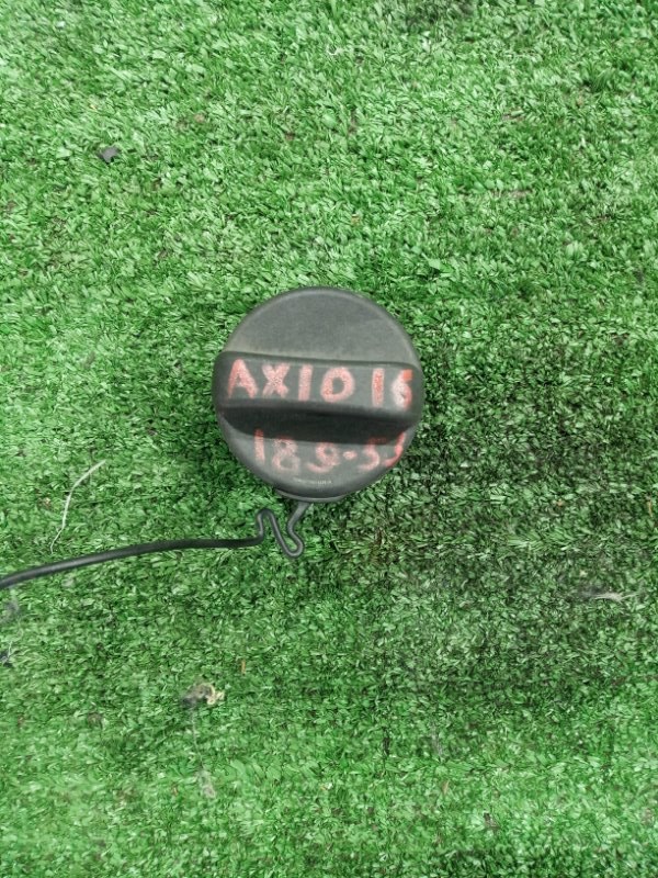 Пробка бензобака Toyota Corolla Axio 2012 NZE-161 1NZFE контрактная