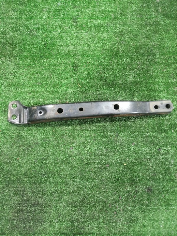 Балка под двс передняя правая Fit 2013 GP5 LEB Балка под двс передняя правая Fit 2013 GP5 LEB