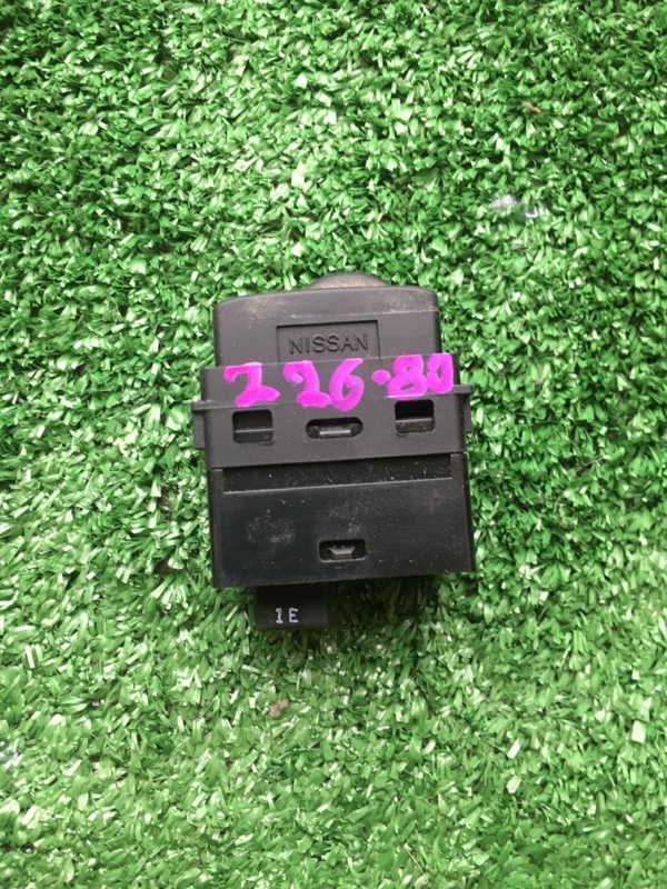 Кнопка корректора фар TEANA J32 Кнопка корректора фар TEANA J32