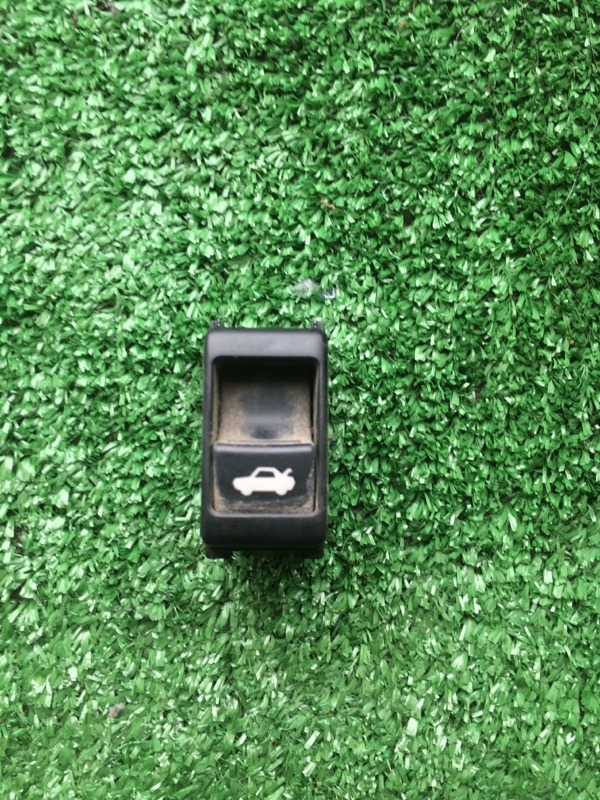 Запчасть кнопка открывания багажника NISSAN TEANA J32 25380JF00A контрактная Кнопка открывания багажника NISSAN TEANA J32 25380JF00A контрактная