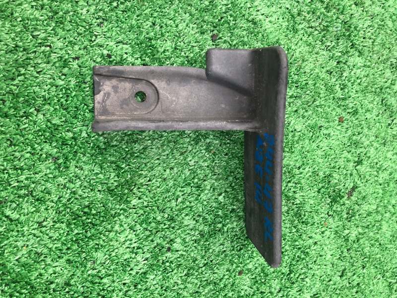 Брызговик задний левый Toyota Corolla Axio 2006 NZE 144 1NZ-FE 65632-12031 контрактная