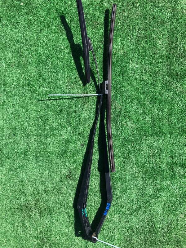 Запчасть дворник Nissan Note 2013 E-12 HR12DDR контрактная Дворник Nissan Note 2013 E-12 HR12DDR контрактная