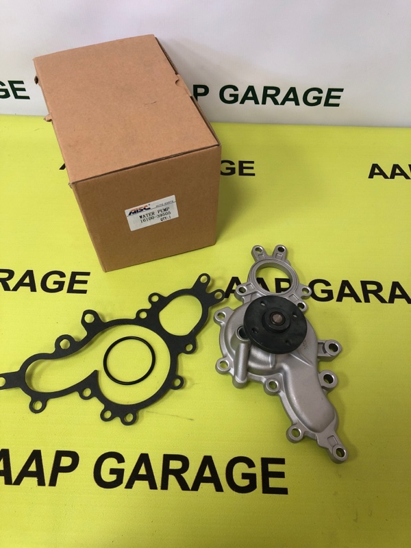 Помпа водяная LEXUS GS300 URS190 2URFSE 16100-39505 новая