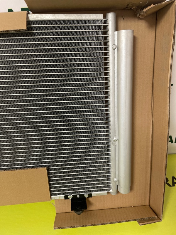 Радиатор кондиционера RX270/RX350/RX450h Радиатор кондиционера RX270/RX350/RX450h