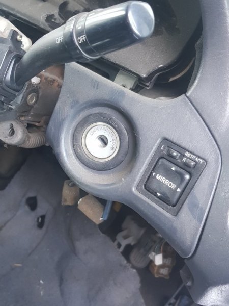 Блок управления зеркалами Toyota Harrier MCU15 1MZ 1998