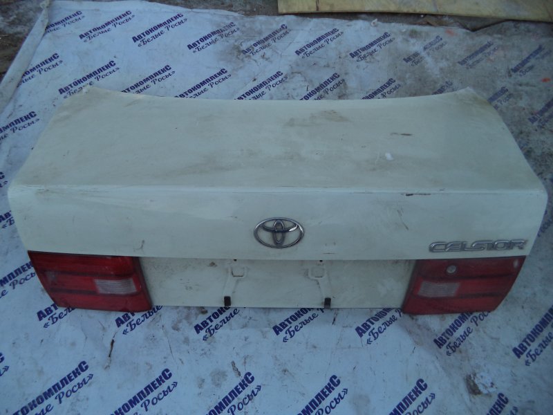 Крышка багажника Toyota Celsior UCF21 1UZFE 2004 задняя