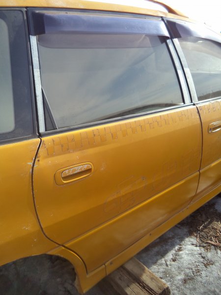 Дверь Toyota Ipsum SXM10 3SFE 1997 задняя правая