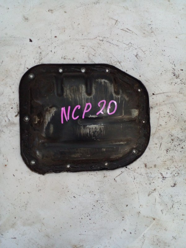 Поддон Toyota Funcargo NCP21 1NZFE 2000 передний