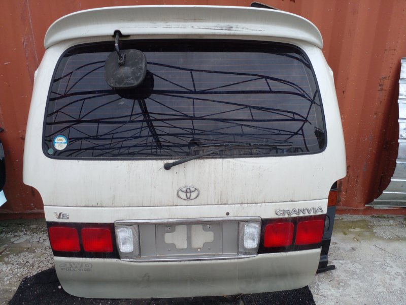 Дверь багажника Toyota Granvia KCH10 1KZTE 1997 задняя