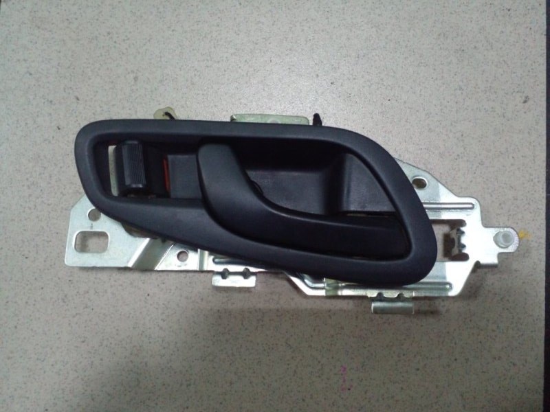 Ручка двери внутренняя Honda Airwave GJ1 L15A 2005 передняя правая