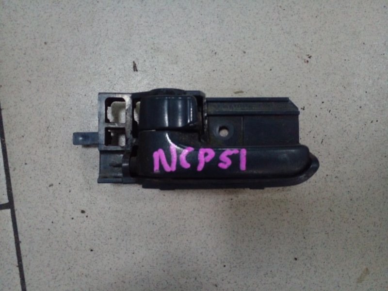 Ручка двери внутренняя Toyota Probox NCP51 1NZFE 2001 передняя левая