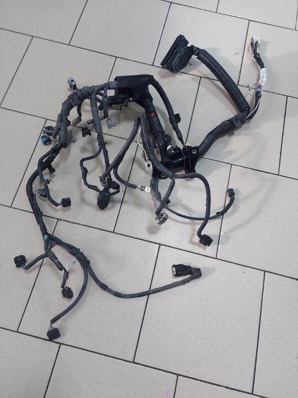 Проводка двигателя Toyota Aqua NHP10 1NZFE 2010 передняя