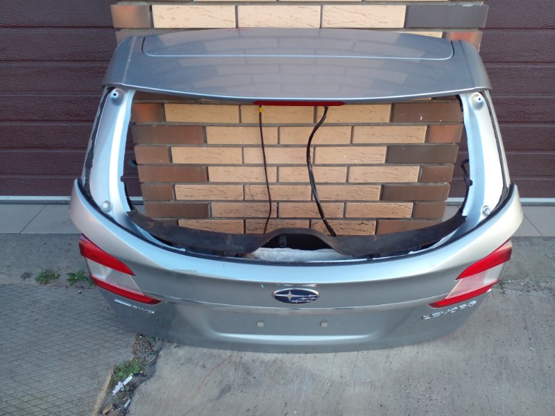 Дверь багажника Subaru Levorg VMG FB16 2014 задняя