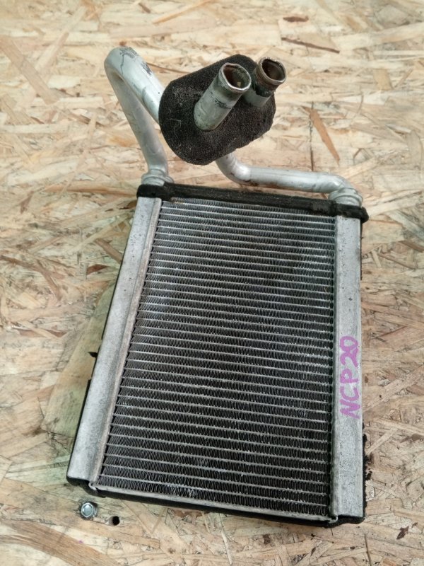 Радиатор отопителя Toyota Funcargo NCP20 2NZFE 2002 передний