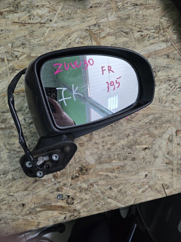 Зеркало Toyota Prius ZVW30 2ZRFXE 2015 переднее правое