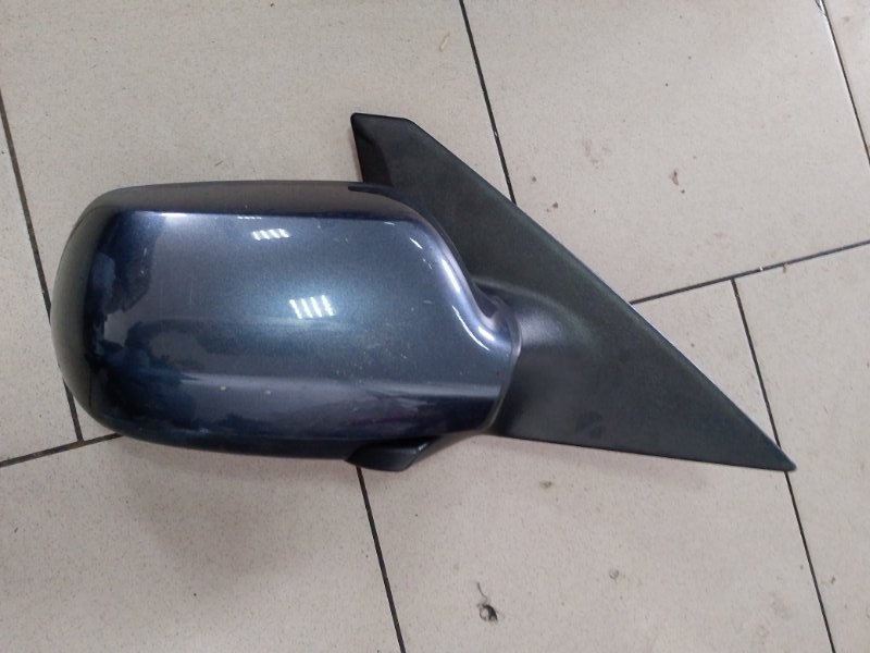 Зеркало переднее правое AXELA 2003-2009 BK3P ZYVE