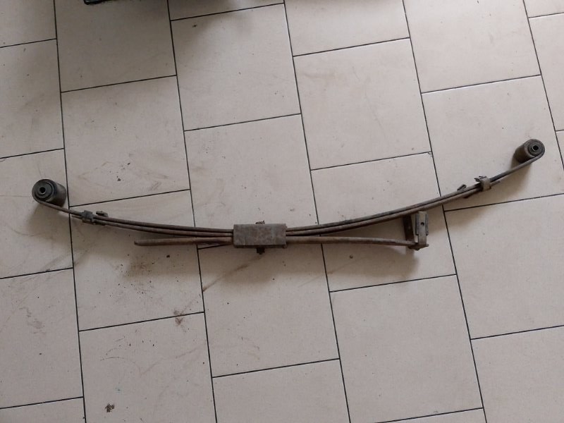 РЕССОРА задняя правая TOYOTA COROLLA 1992 EE102 4EFE контрактная