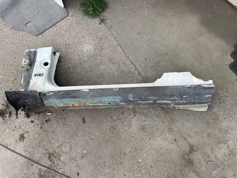 Запчасть порог левый TOYOTA CROWN MAJESTA 2010 GS151 1GFE контрактная Порог левый TOYOTA CROWN MAJESTA 2010 GS151 1GFE контрактная