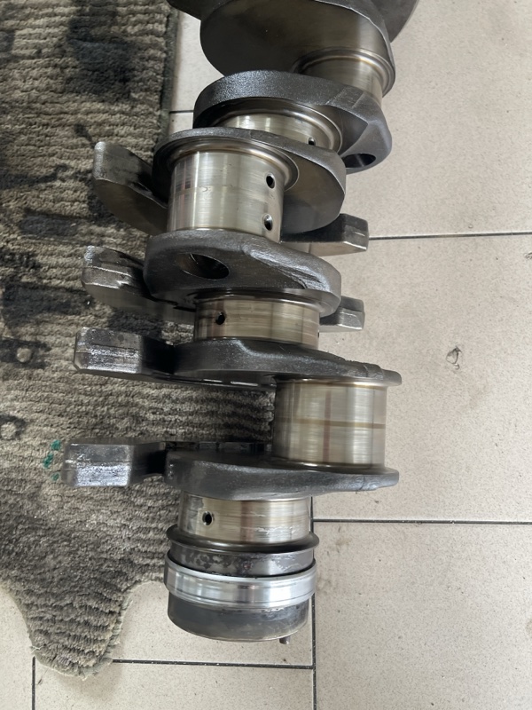 Коленвал передний GIGA 1994-2006 CXG71X 10PD1