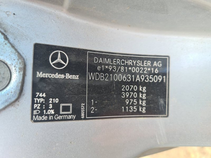 Автомобиль Mercedes-Benz E-Class E280 W210 M112 1999 года в разбор