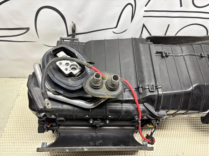 Отопитель в сборе (печка) A6 C7 2015 Отопитель в сборе (печка) A6 C7 2015