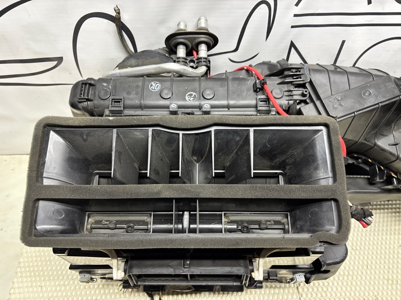 Отопитель в сборе (печка) A6 C7 2015 Отопитель в сборе (печка) A6 C7 2015