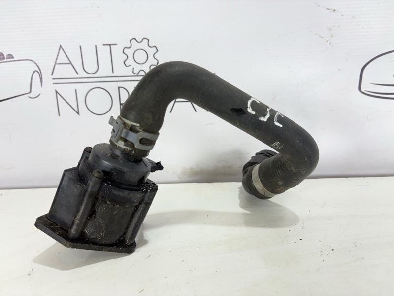 Патрубки системы охлаждения A4 B8 2012 CJC 2.0 tdi Патрубки системы охлаждения A4 B8 2012 CJC 2.0 tdi